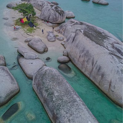 Abien Rock Natuna