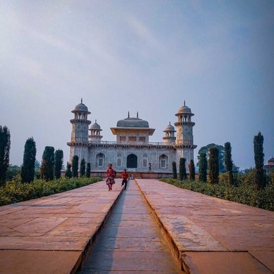 TOMB OF 'ITMAD-UD-DAULAH'.... 