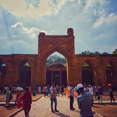 ADHAI DIN KA JHONPRA