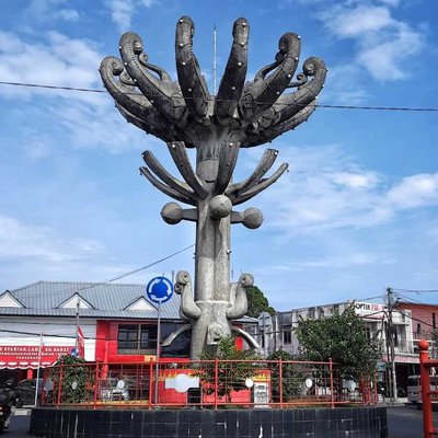 Monumen Paksi Sekala Bekhak, Lampung