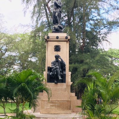 Monumento Salvador Cisneros Betancourt 📍