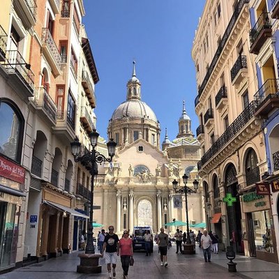 🇪🇸 Basílica de Nuestra Señora Del Pilar ubicada en Zaragoza-España.