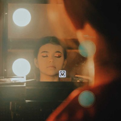 Perempuan yang Dirias
