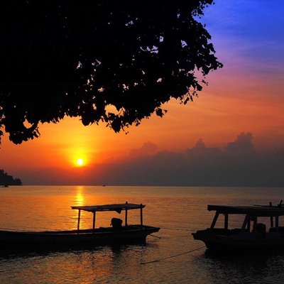 Sunrise at Pahawang Island