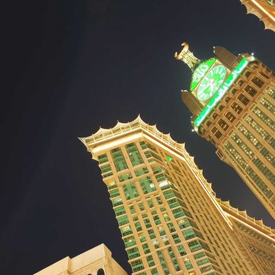 Giant Clock Tower di Menara Abraj Al Bait