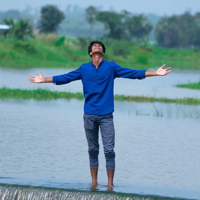প্রলয়ের জলে আমি বানভাসি ❤️