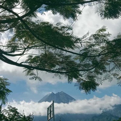 1/10 Merapi
