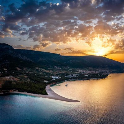 Zlatni Rat at sunrise