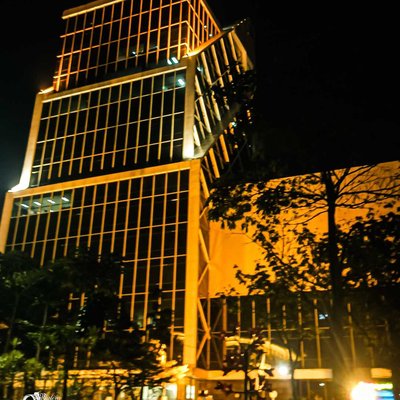 Menara dang merdu bank Riau Kepri
