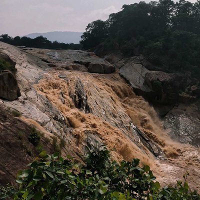 SUGGABANDH WATERFALL,Jharkhand