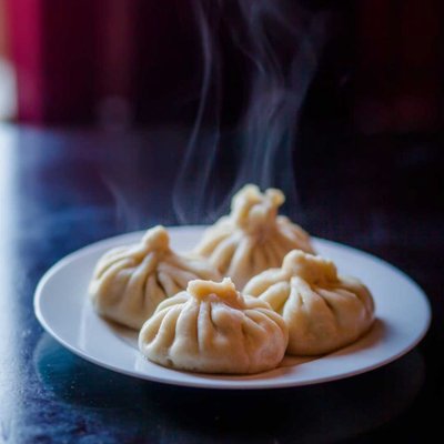 Momos 