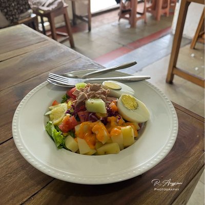 Tuna Egg & Salad
