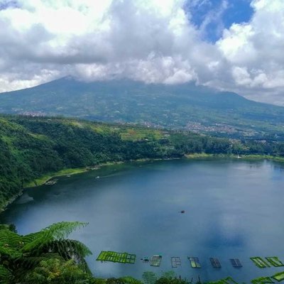 bukit cinta