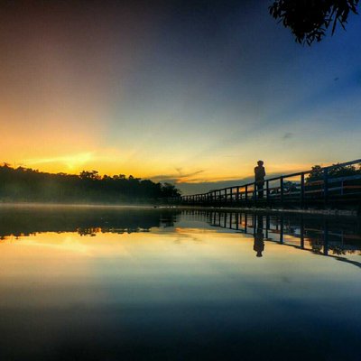 Sunrise di Waduk Manggar