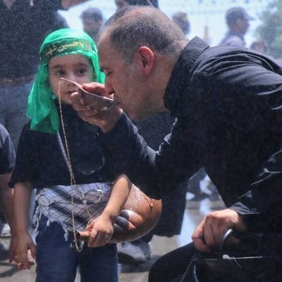 Oldman after walking in karbala