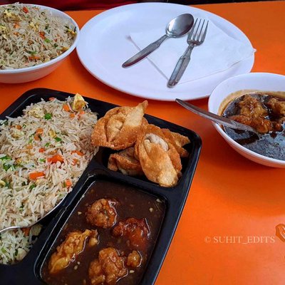 Fried Rice & Chicken Manchurian 