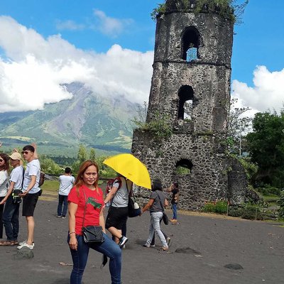 Cagsawa Ruins in Albay