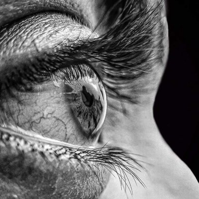Real Eyes,Realize,Real Lies👀
