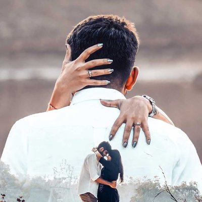 Bahon ke Darmiyan Do pyaar mil rahe hain