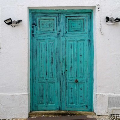Blue doors 💙