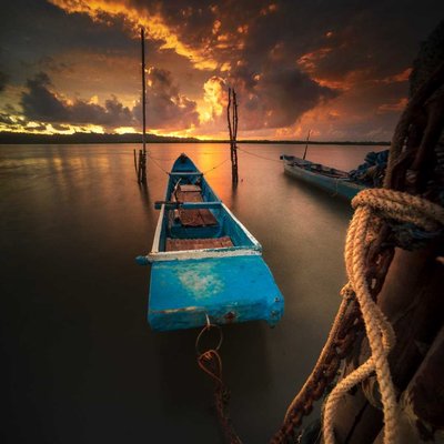 Kapal Nelayan Diwaktu Senja