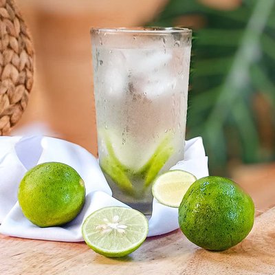 Jeruk Nipis, Meremajakan Kulit