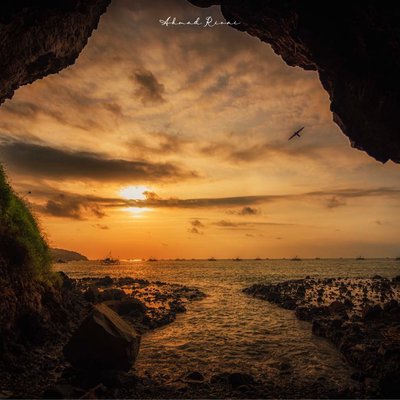 GOA PULAU KUNTI