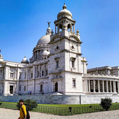 📍 Outside View of Victoria Memorial 