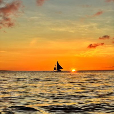 World class sunset brought to you by Boracay.