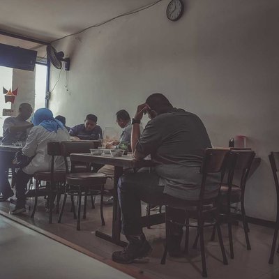 Sewaktu makan siang