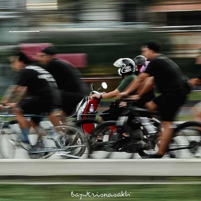 Panning picture 