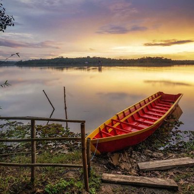 Perahu wisata