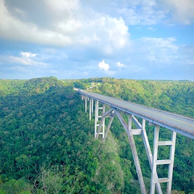 #puente de bacunayagua