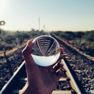 lensball × Rail