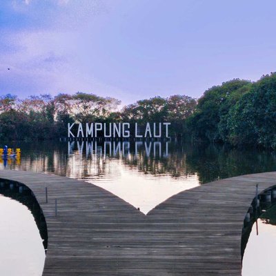 Restoran Kampung Laut