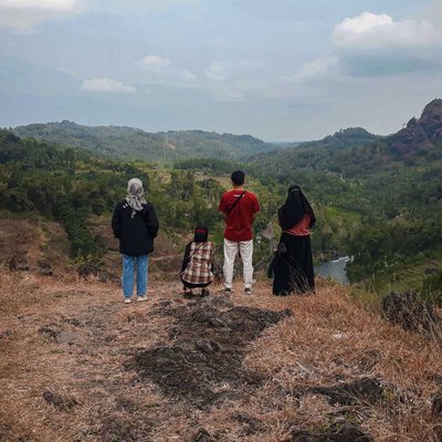 Bendungan Wadaslintang 