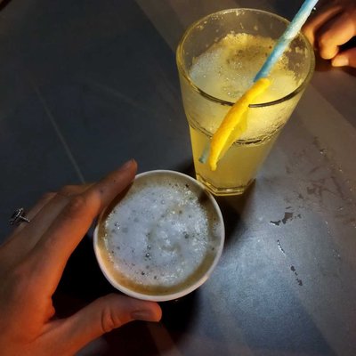 Arya Cafe 