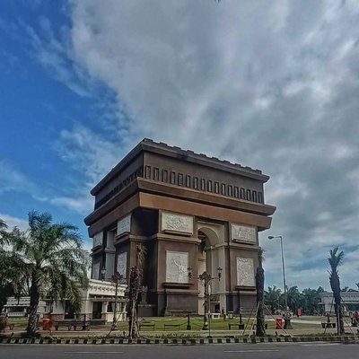 Monumen Simpang Lima Gumul