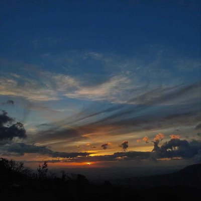 Sunset sa Skyline 