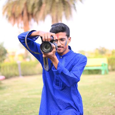 Photography is the pause button of our life
