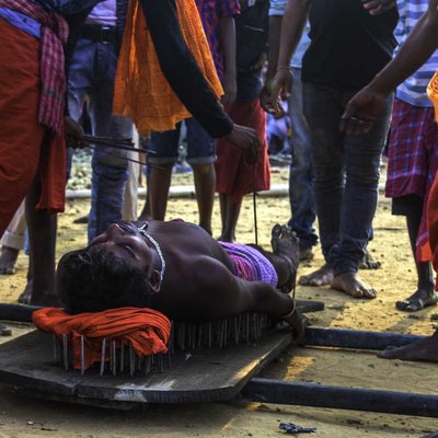 BED OF NAILS