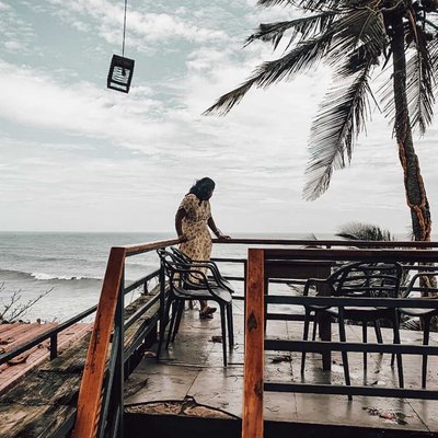 Just feel the vibe ✨🤍