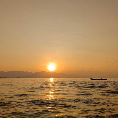 Nelayan Desa Pasir Putih