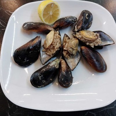 Midye Dolma