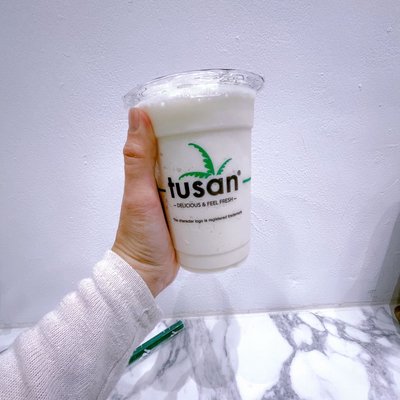 📍Tusan Coconut Drinks