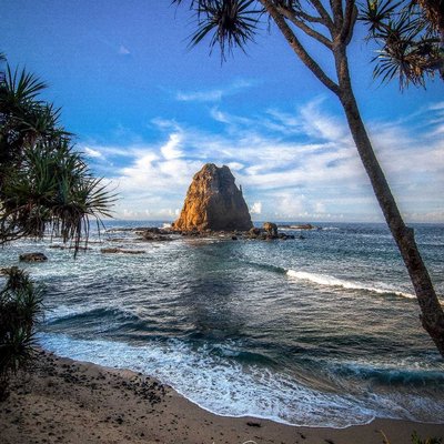 Pantai Papuma 