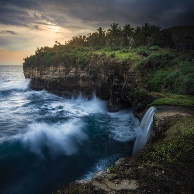 Karang Bolong - Pacitan