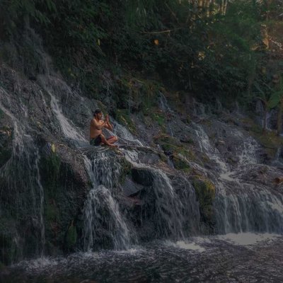 air terjun sumber telu