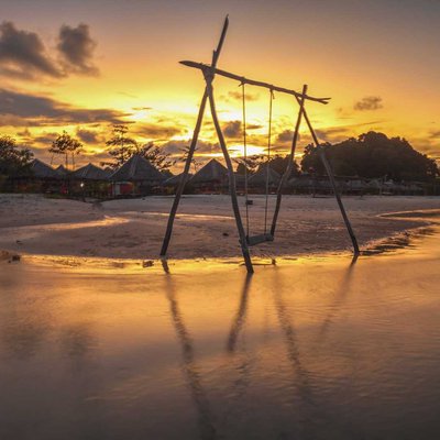  Sunset di Hari Weekend