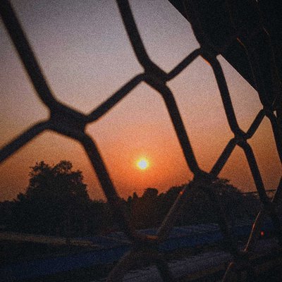 FRAME IN FRAME